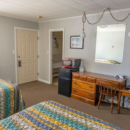 The Brookside Inn Ludlow Экстерьер фото