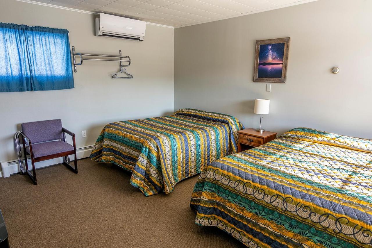 The Brookside Inn Ludlow Экстерьер фото